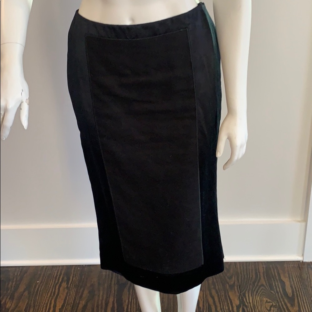 20% off! Prada black pencil skirt size EU 42!
